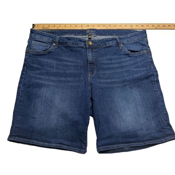 Kut from the Kloth Denim Shorts Blue Plus Size 20W - Picture 5 of 15